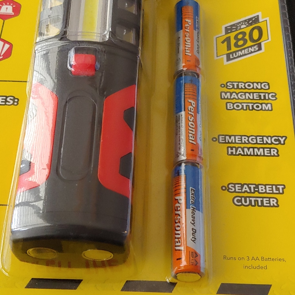 Multi-Function Emergency Light/Hammer - Picture 4 of 8